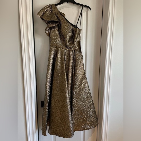 Nwt Mac Duggal One Shoulder Bow Midi Dress in Antique Bronze - Picture 6 of 13